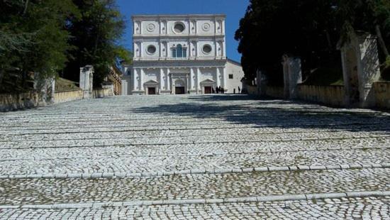 Appartamento Dimora Del Cavaliere LʼAquila Esterno foto